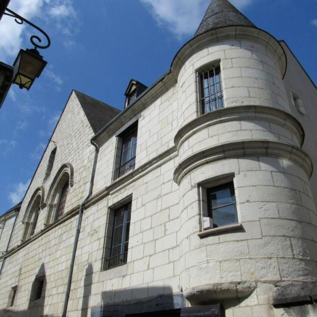 cite-medievale-st-aignan-non-libre-de-droit.jpg