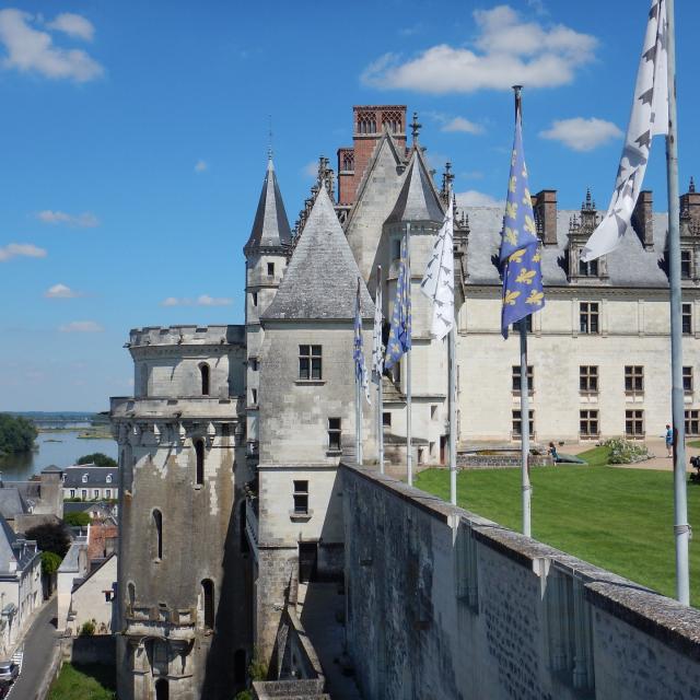 royal-chateau-of-amboise-franceintense-pixabay.jpg