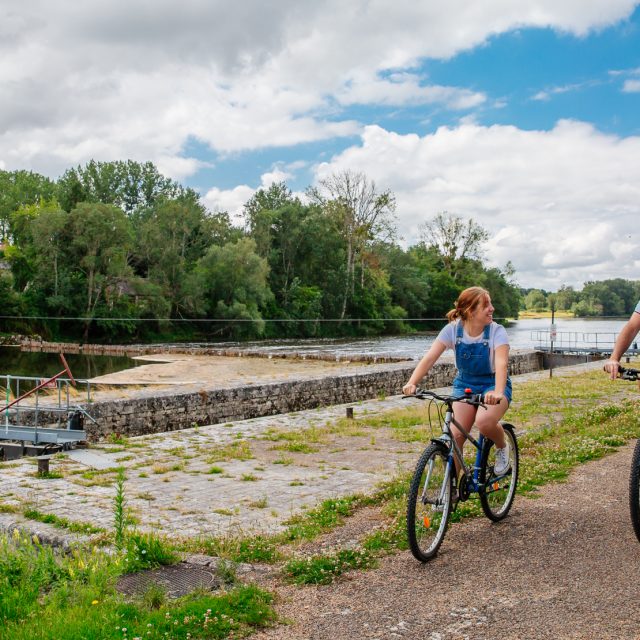 Balade En Velo Sur Coeur De France A Velo
