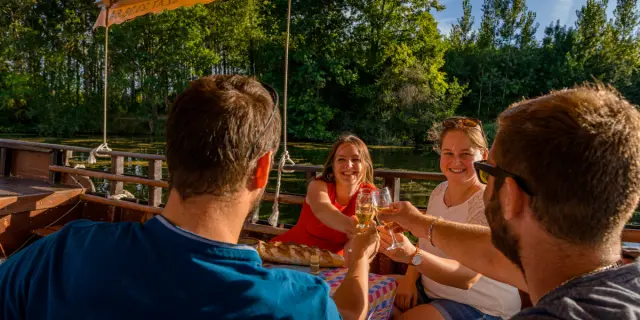 1 Balade En Bateau La Gabare Chenonceau Jean Christophe Coutand 2030 12 31 Medium